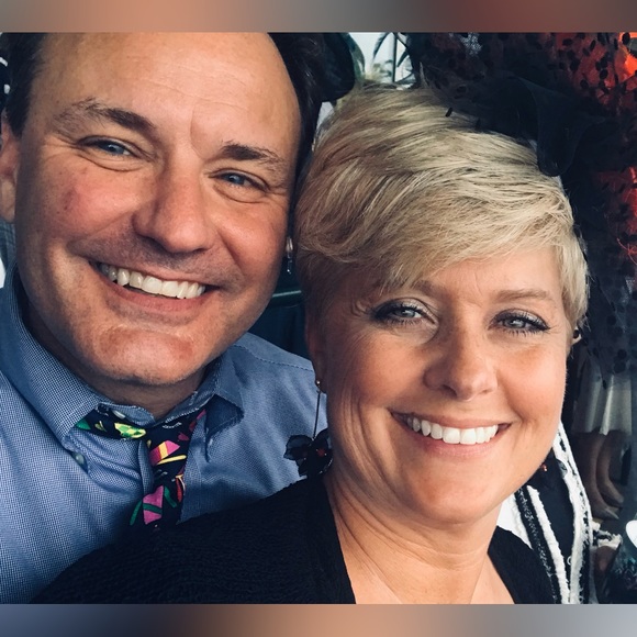 Meet your Posher, Lori - Picture 2 of 2